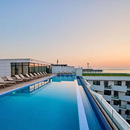 Smarald Sea View In Infinity - Parking Mamaia
