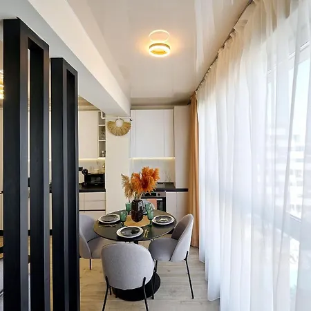 Smarald Sea View In Infinity - Parking Apartment Mamaia