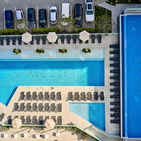 Smarald Sea View In Infinity - Parking