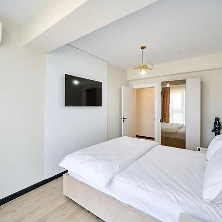 Smarald Sea View In Infinity - Parking Apartment